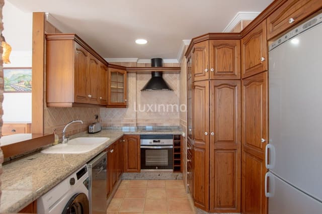 2 quarto Penthouse para arrendar em Calpe / Calp com piscina garagem - 1 700 € (Ref: 9812633)