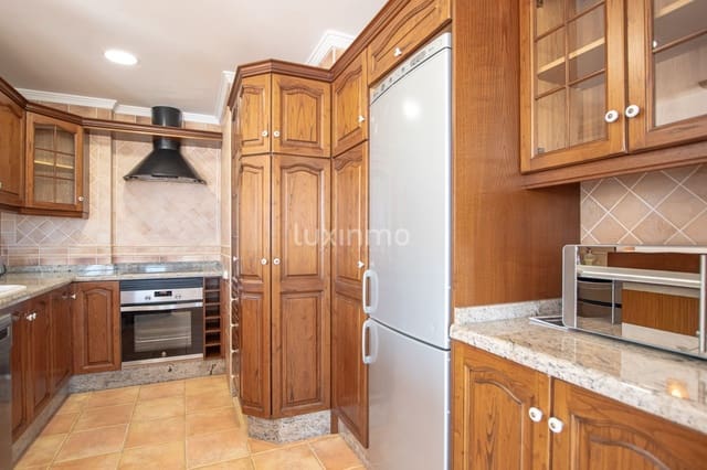 2 quarto Penthouse para arrendar em Calpe / Calp com piscina garagem - 1 700 € (Ref: 9812633)