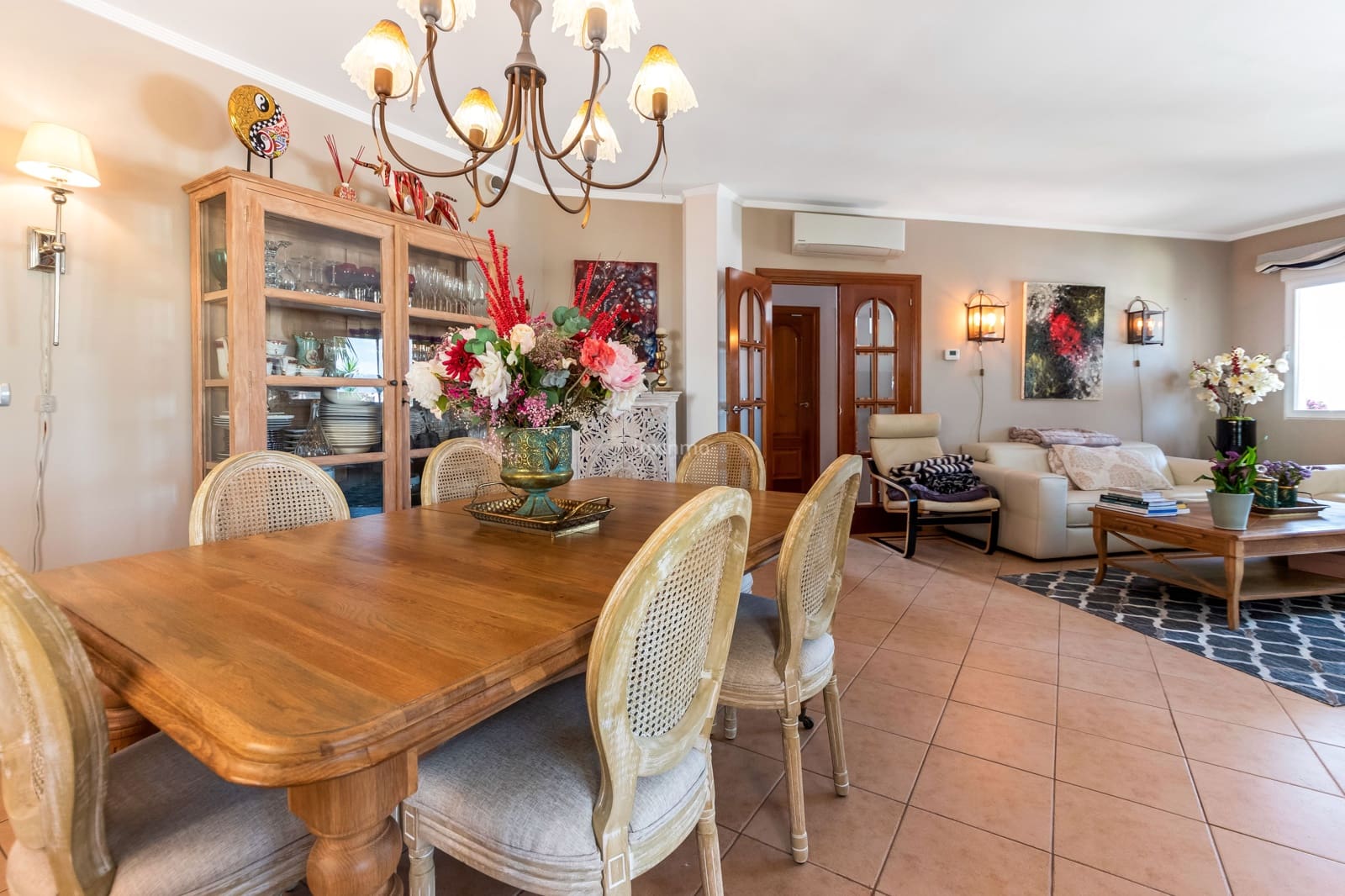 4 soveværelse Villa til salg i Alfaz del Pi / L'Alfas del Pi med swimmingpool garage - € 619.000 (Ref: 9818627)