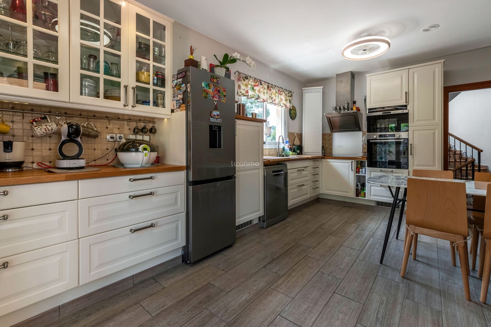 4 soveværelse Villa til salg i Alfaz del Pi / L'Alfas del Pi med swimmingpool garage - € 619.000 (Ref: 9818627)