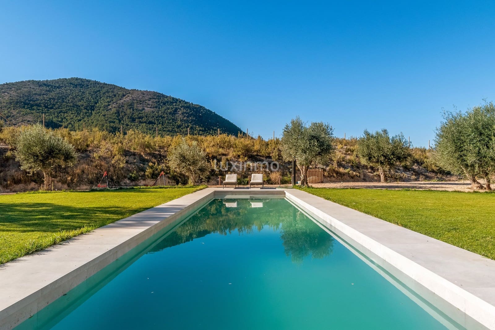 4 slaapkamer Villa te huur in Finestrat met zwembad - € 5.500 (Ref: 9833039)