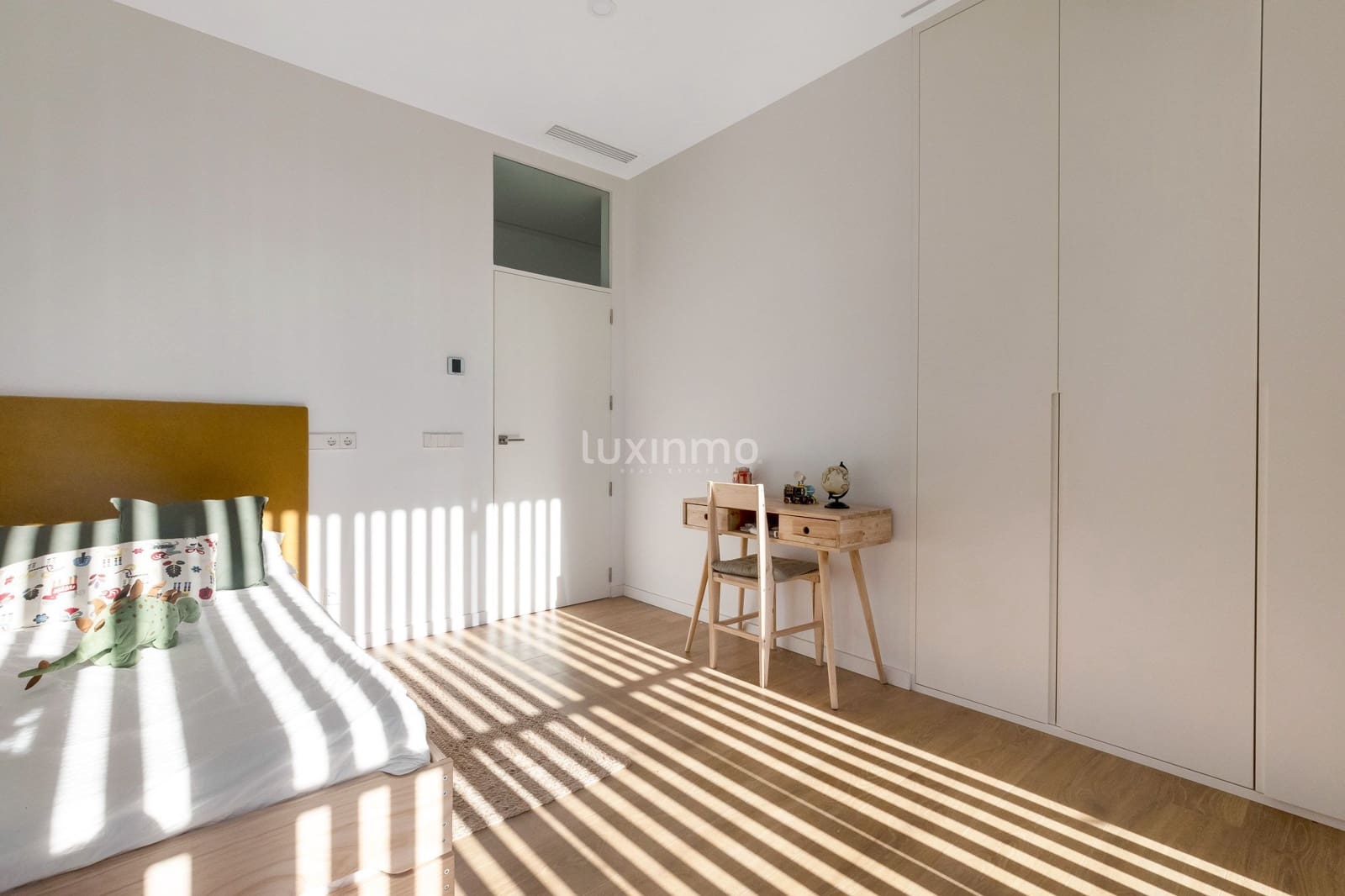 4 slaapkamer Villa te huur in Finestrat met zwembad - € 5.500 (Ref: 9833039)