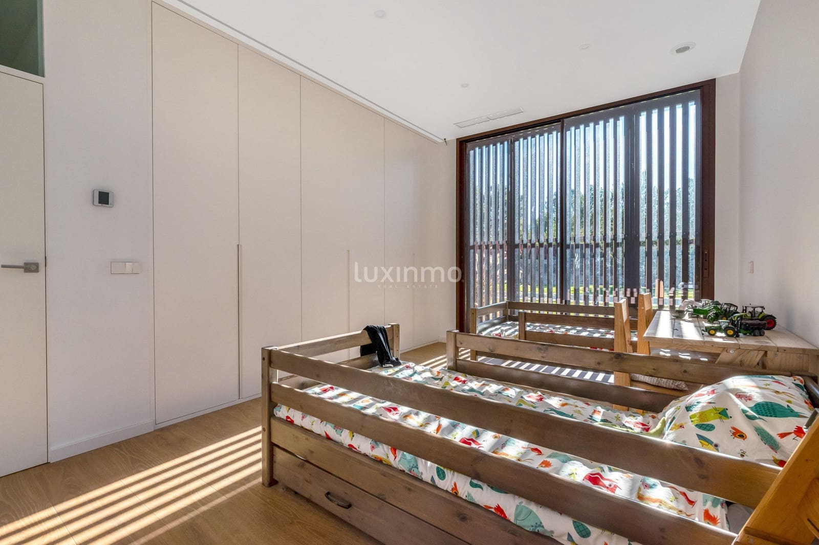 4 slaapkamer Villa te huur in Finestrat met zwembad - € 5.500 (Ref: 9833039)