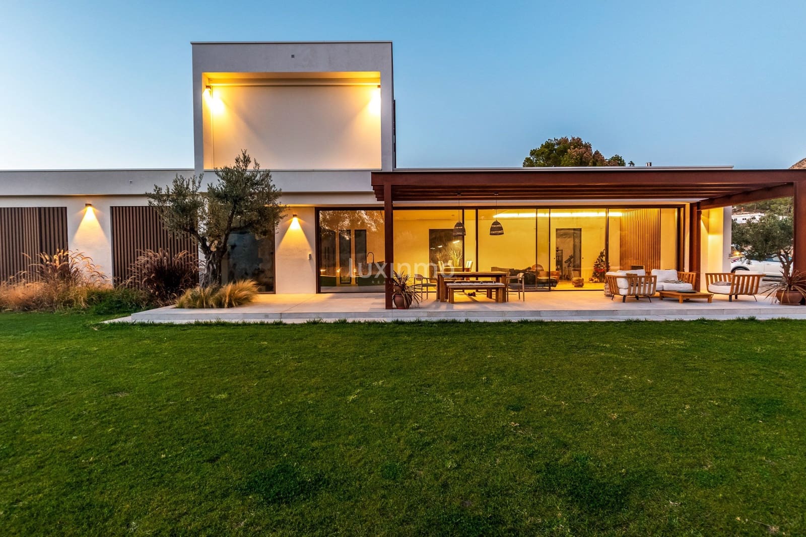 4 slaapkamer Villa te huur in Finestrat met zwembad - € 5.500 (Ref: 9833039)