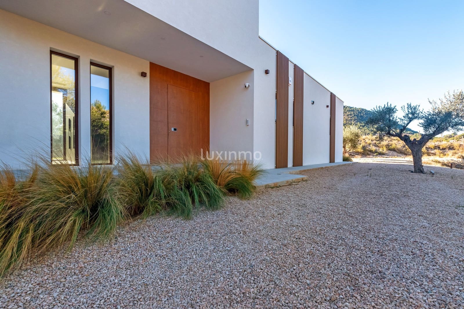 4 slaapkamer Villa te huur in Finestrat met zwembad - € 5.500 (Ref: 9833039)