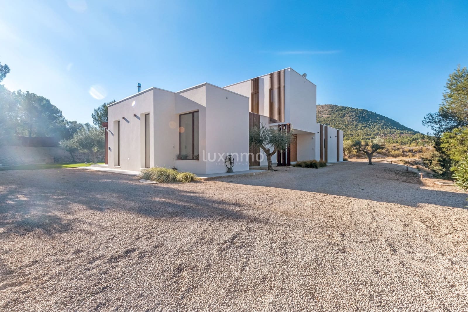 4 slaapkamer Villa te huur in Finestrat met zwembad - € 5.500 (Ref: 9833039)