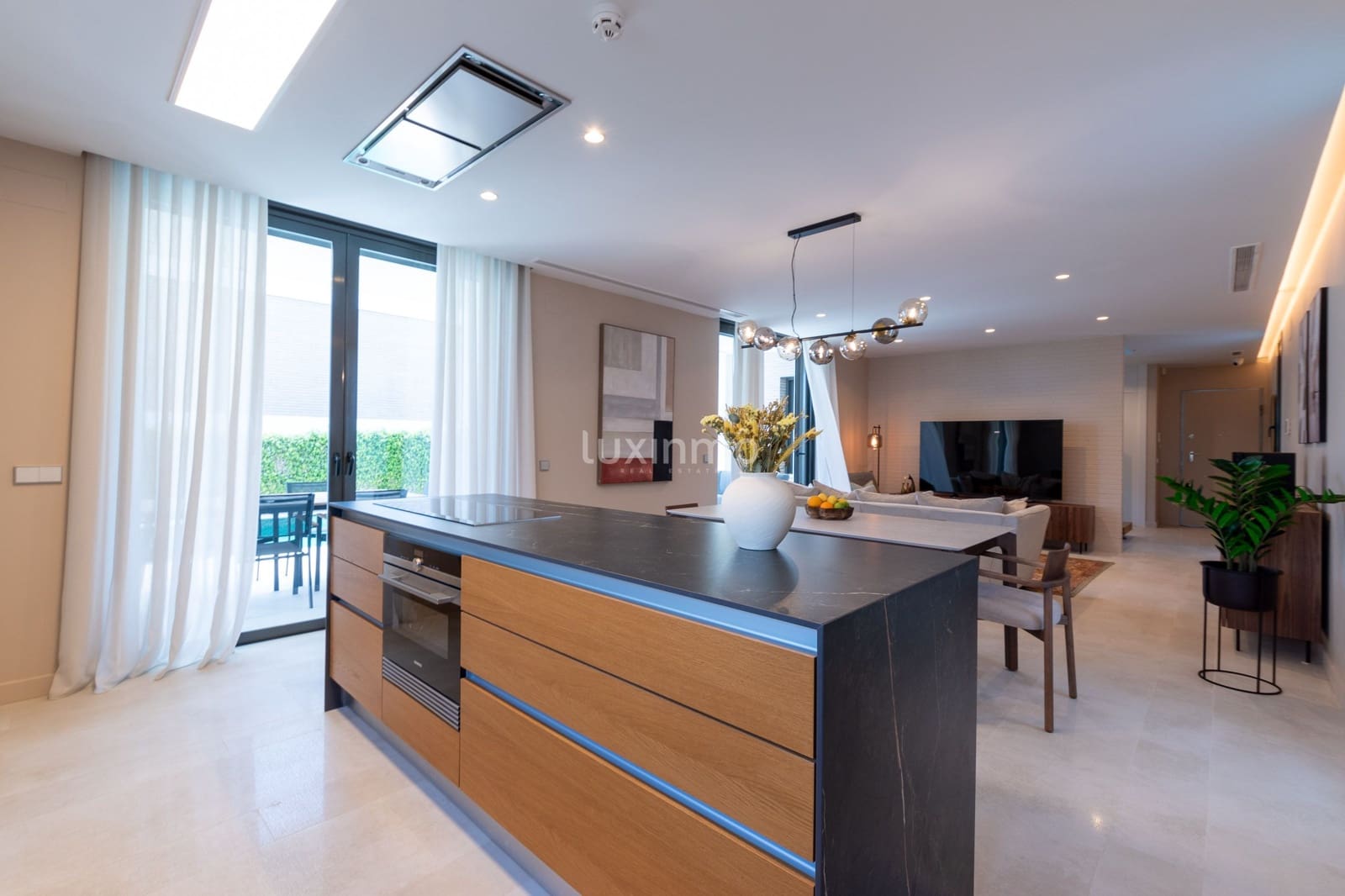 4 bedroom Villa for rent in Finestrat with pool garage - € 5,000 (Ref: 9841890)