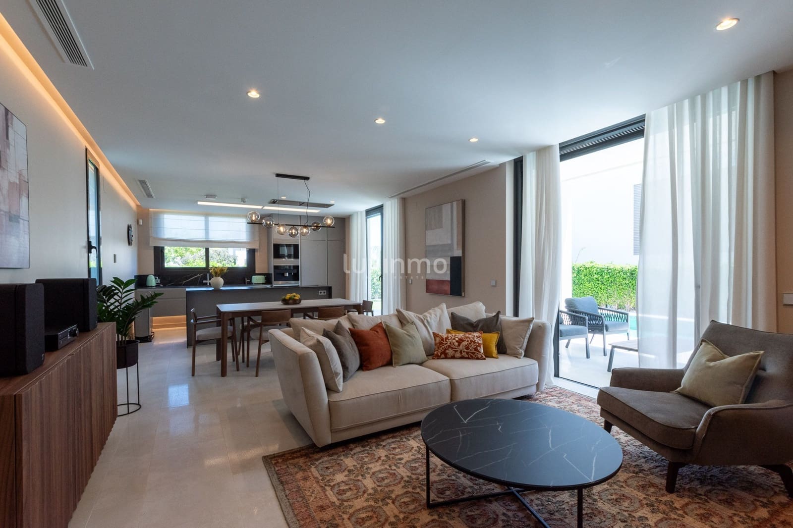 4 bedroom Villa for rent in Finestrat with pool garage - € 5,000 (Ref: 9841890)