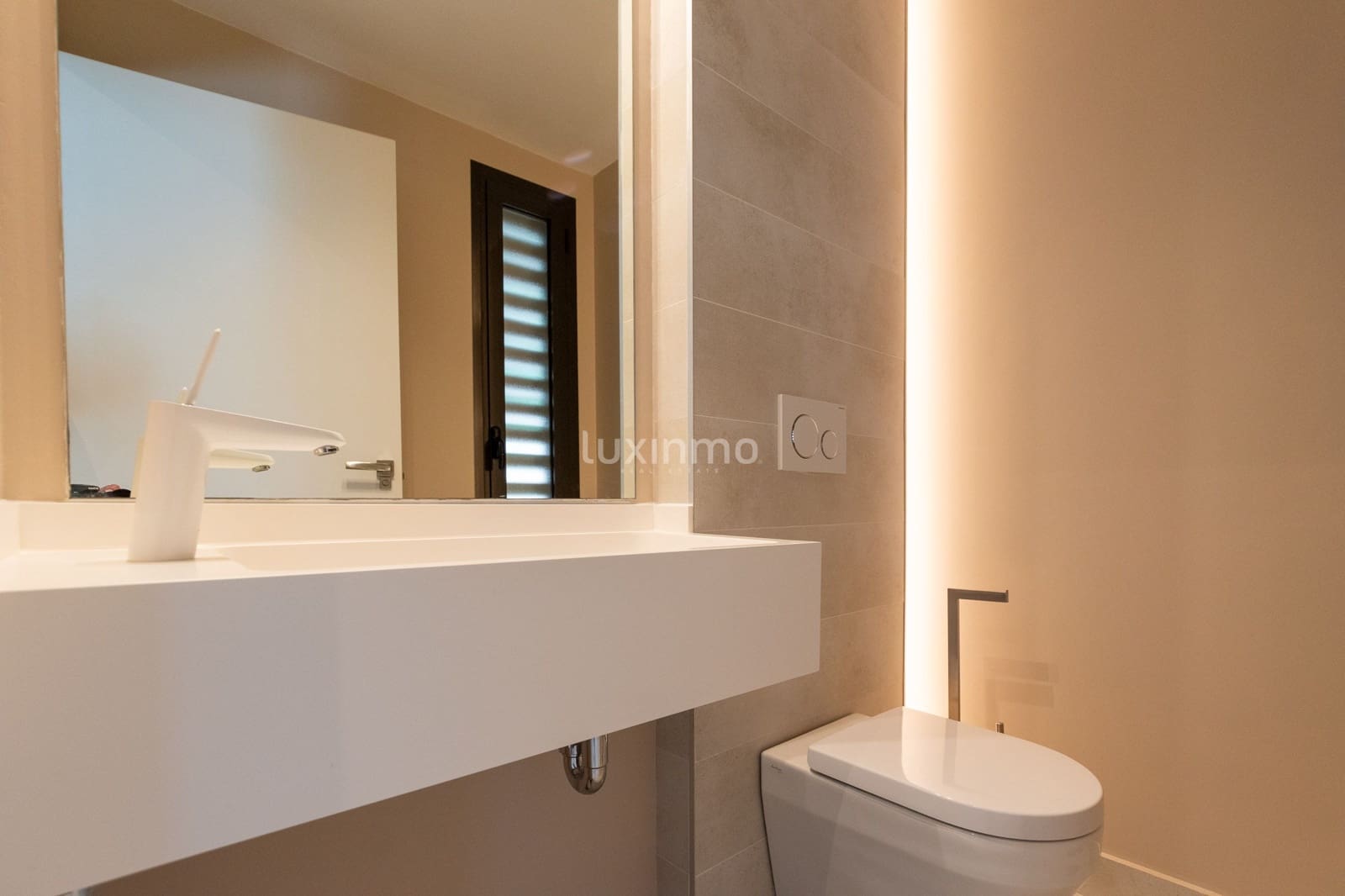 4 bedroom Villa for rent in Finestrat with pool garage - € 5,000 (Ref: 9841890)