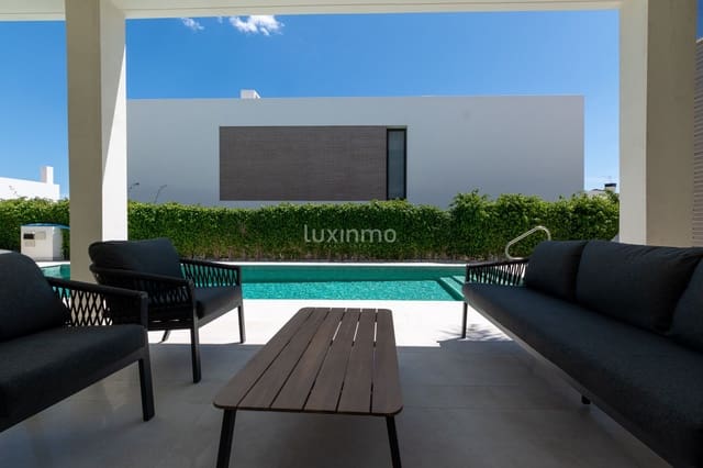 4 bedroom Villa for rent in Finestrat with pool garage - € 5,000 (Ref: 9841890)