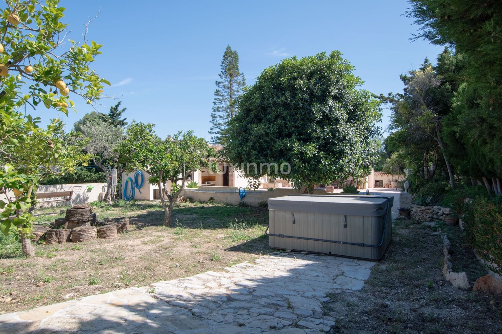 4 bedroom Villa for rent in Benissa with pool garage - € 2,700 (Ref: 9875263)