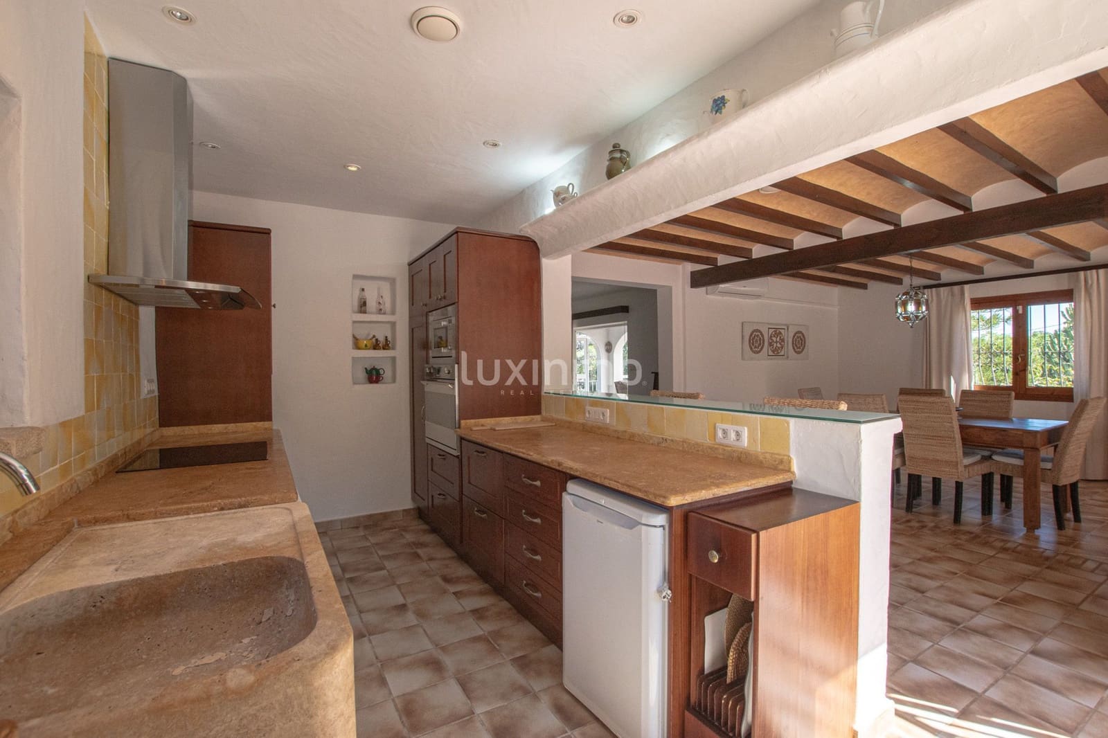 4 bedroom Villa for rent in Benissa with pool garage - € 2,700 (Ref: 9875263)