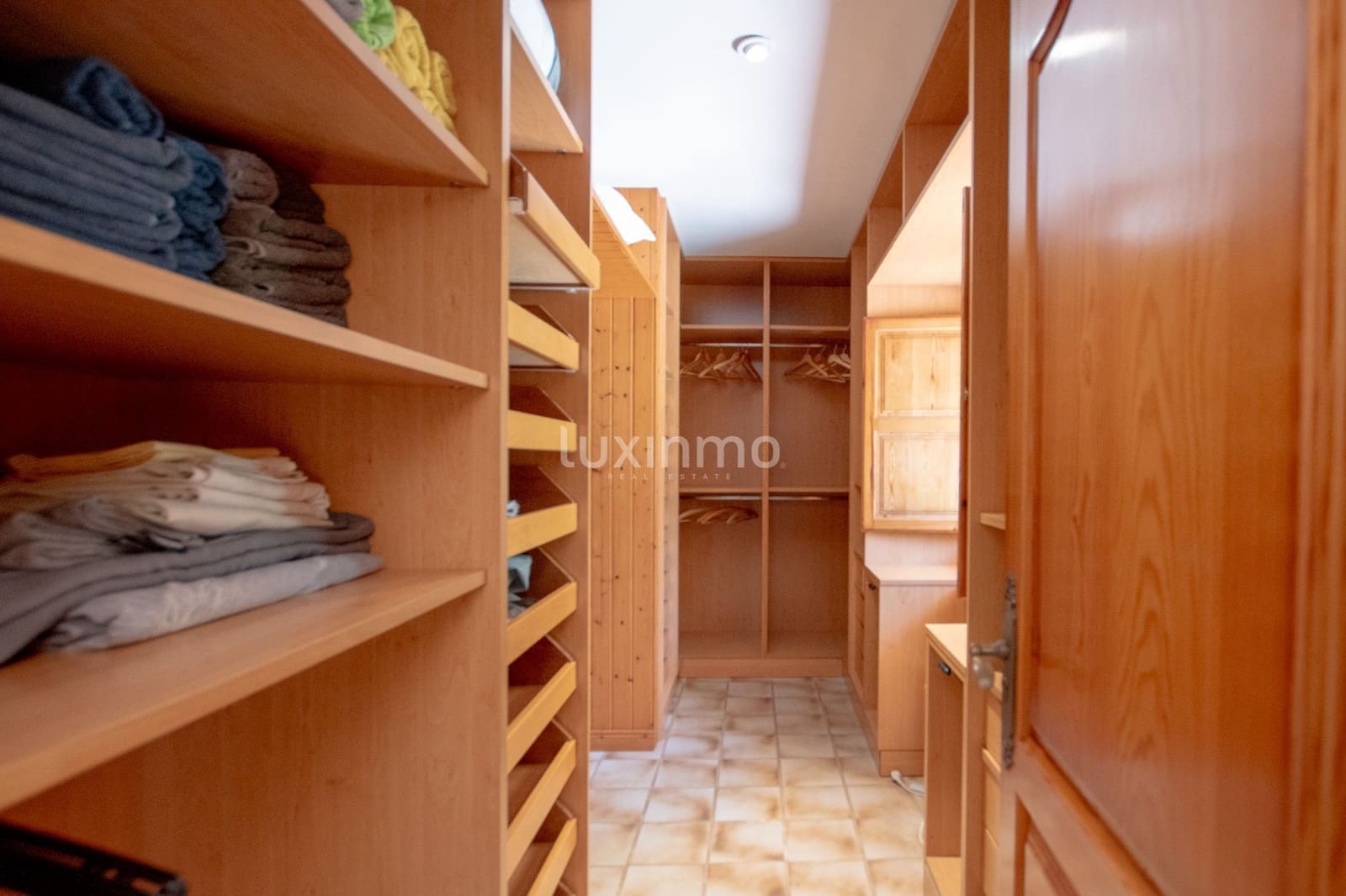 4 bedroom Villa for rent in Benissa with pool garage - € 2,700 (Ref: 9875263)