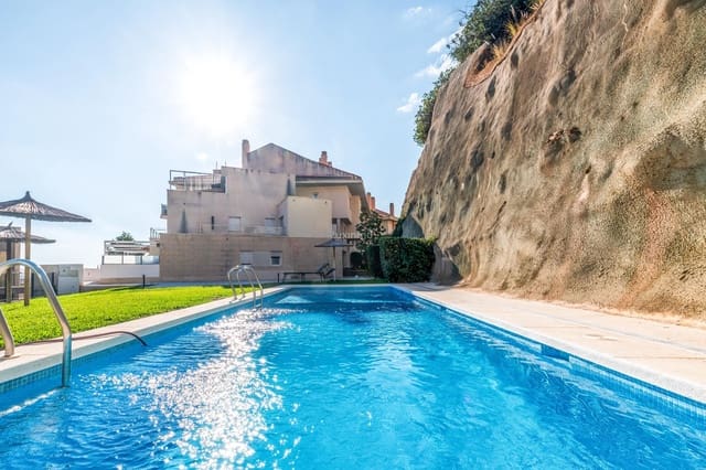 Apartamento de 3 habitaciones en Altea en alquiler con piscina - 2.100 € (Ref: 9880253)
