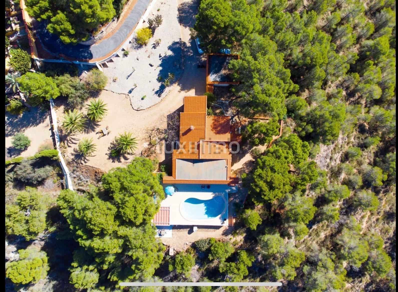 3 slaapkamer Villa te koop in Finestrat met zwembad garage - € 689.000 (Ref: 9882643)