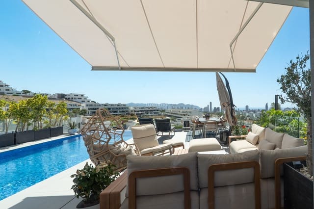 4 bedroom Villa for sale in Finestrat with pool garage - € 1,749,000 (Ref: 9893272)