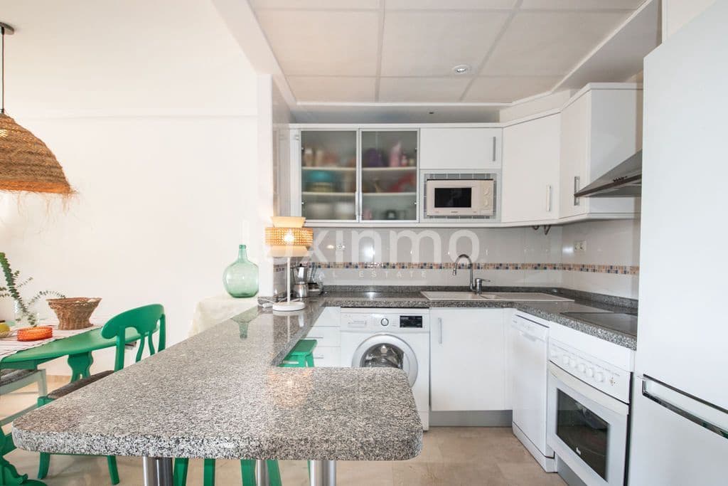 2 bedroom Apartment for sale in Altea with pool garage - € 325,000 (Ref: 9914954)