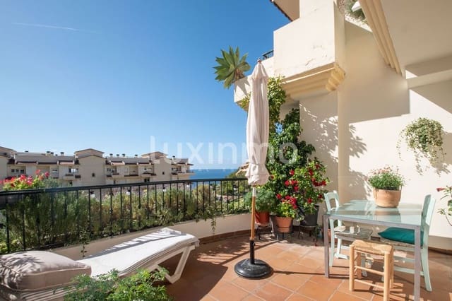 2 bedroom Apartment for sale in Altea with pool garage - € 325,000 (Ref: 9914954)