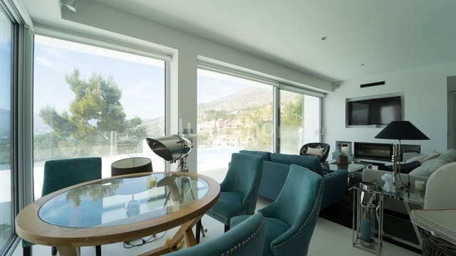 5 soverom Villa til salgs i Altea med svømmebasseng garasje - € 1 950 000 (Ref: 9928567)