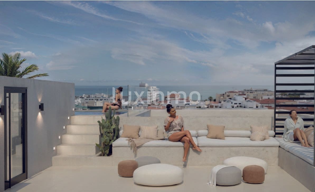 2 quarto Apartamento para venda em Torrevieja com piscina - 308 000 € (Ref: 9938935)