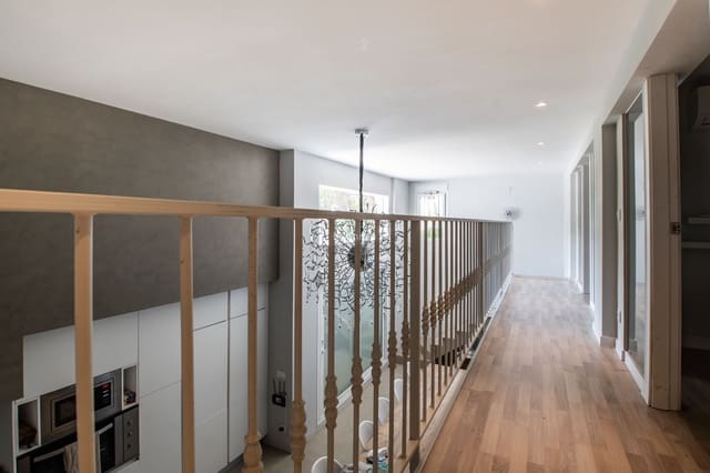 Chalet de 6 habitaciones en Altea en venta con piscina garaje - 999.000 € (Ref: 9944359)