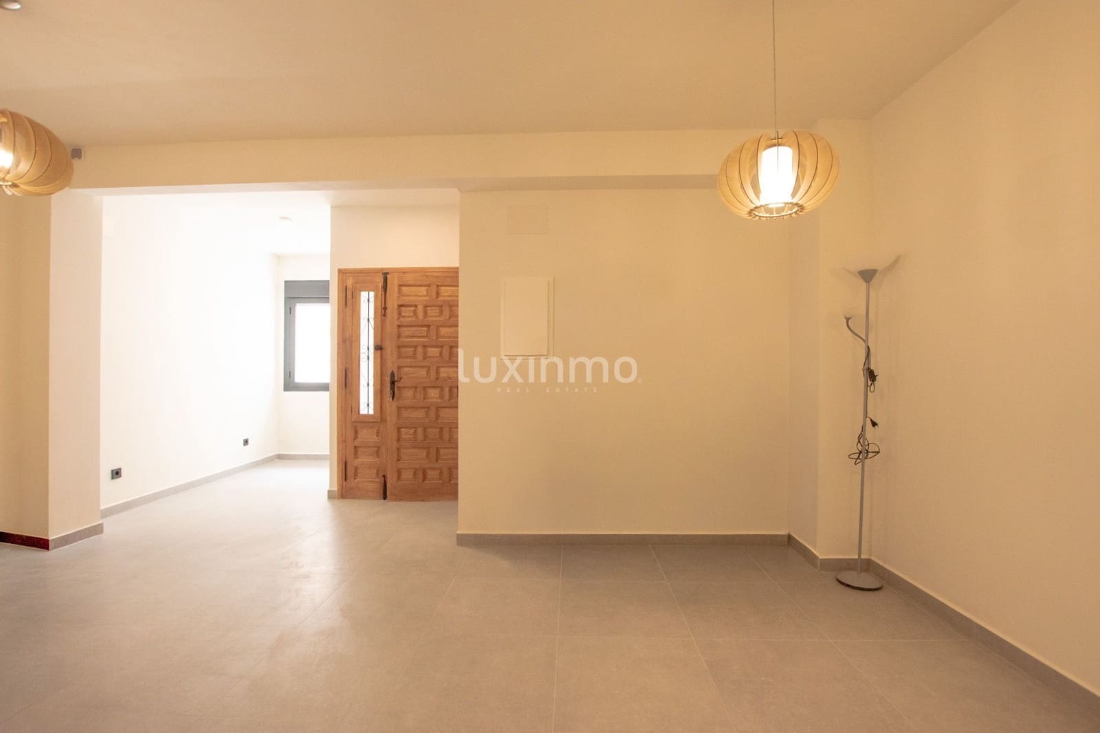 2 makuuhuone Huoneisto vuokrattavana paikassa Senija - 1 000 € (Ref: 9946649)
