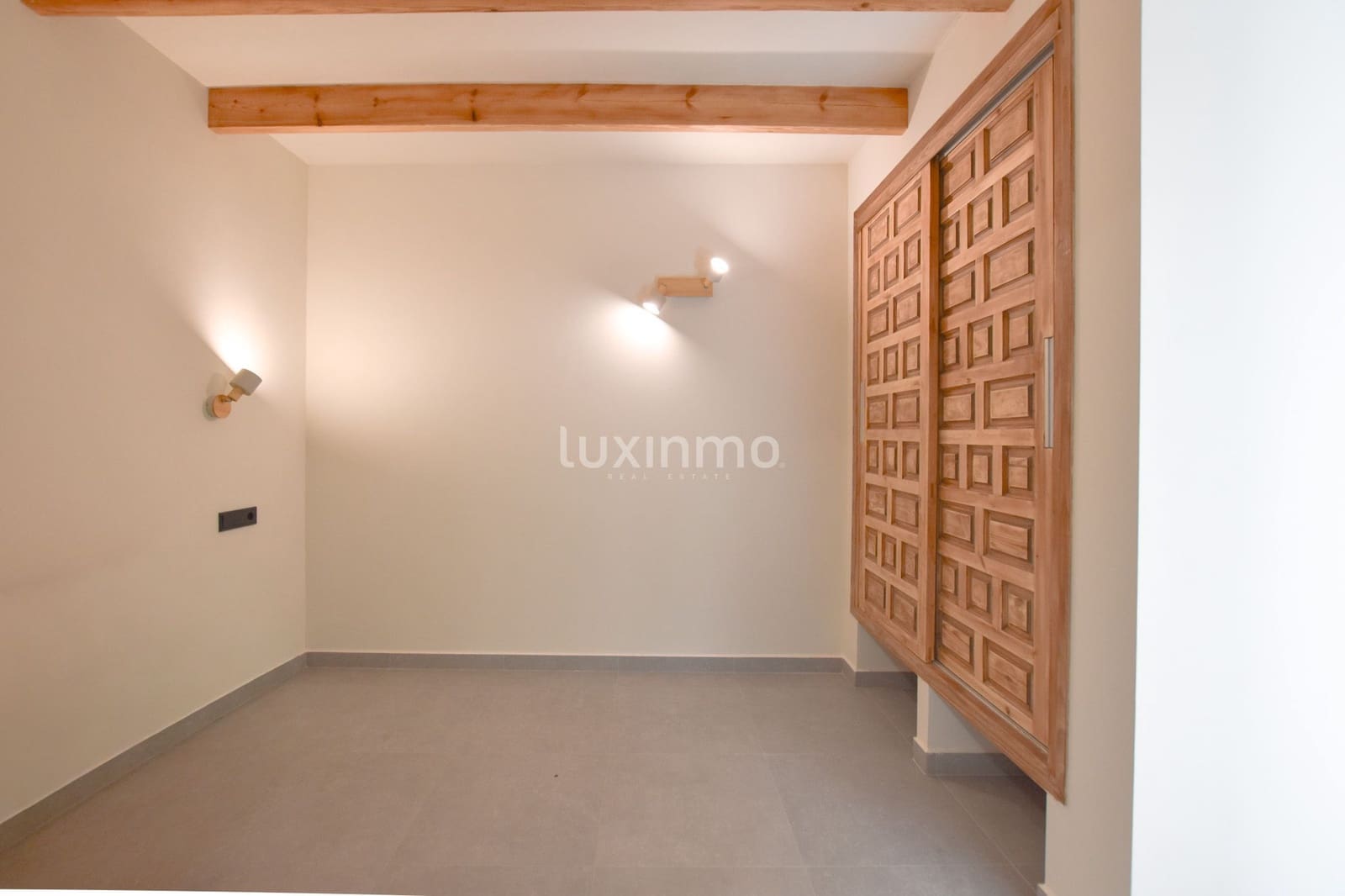 2 makuuhuone Huoneisto vuokrattavana paikassa Senija - 1 000 € (Ref: 9946649)