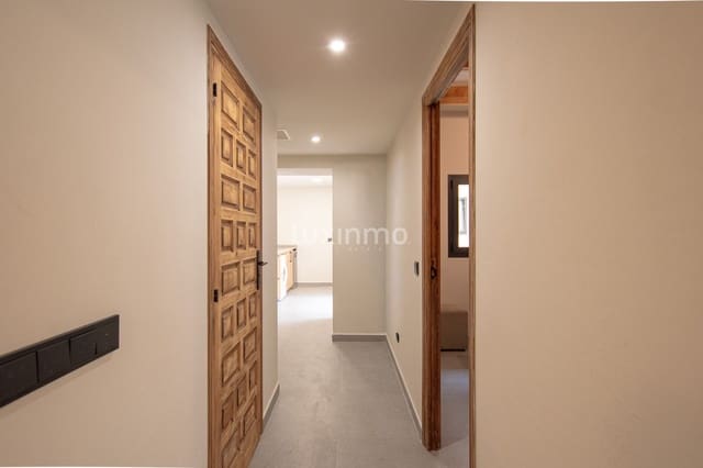 Appartement de 2 chambres à louer à Senija - 1 000 € (Ref: 9946649)