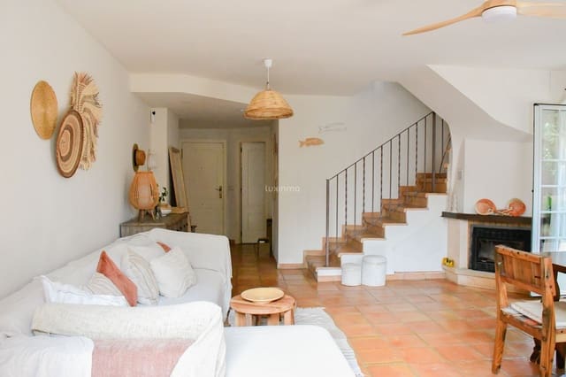 3 Zimmer Villa zu vermieten in Finestrat mit Pool Garage - 1.800 € (Ref: 9948932)