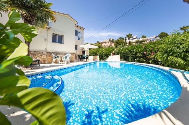 6 bedroom Villa for sale in Dénia with pool garage - € 650,000 (Ref: 9950779)