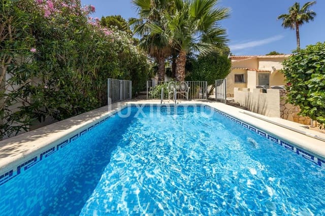 6 bedroom Villa for sale in Dénia with pool garage - € 650,000 (Ref: 9950779)