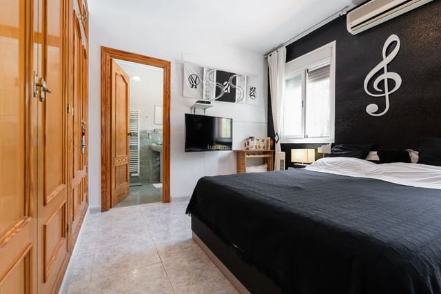 5 camera da letto Villa in vendita in Altea con piscina garage - 550.000 € (Rif: 9950780)