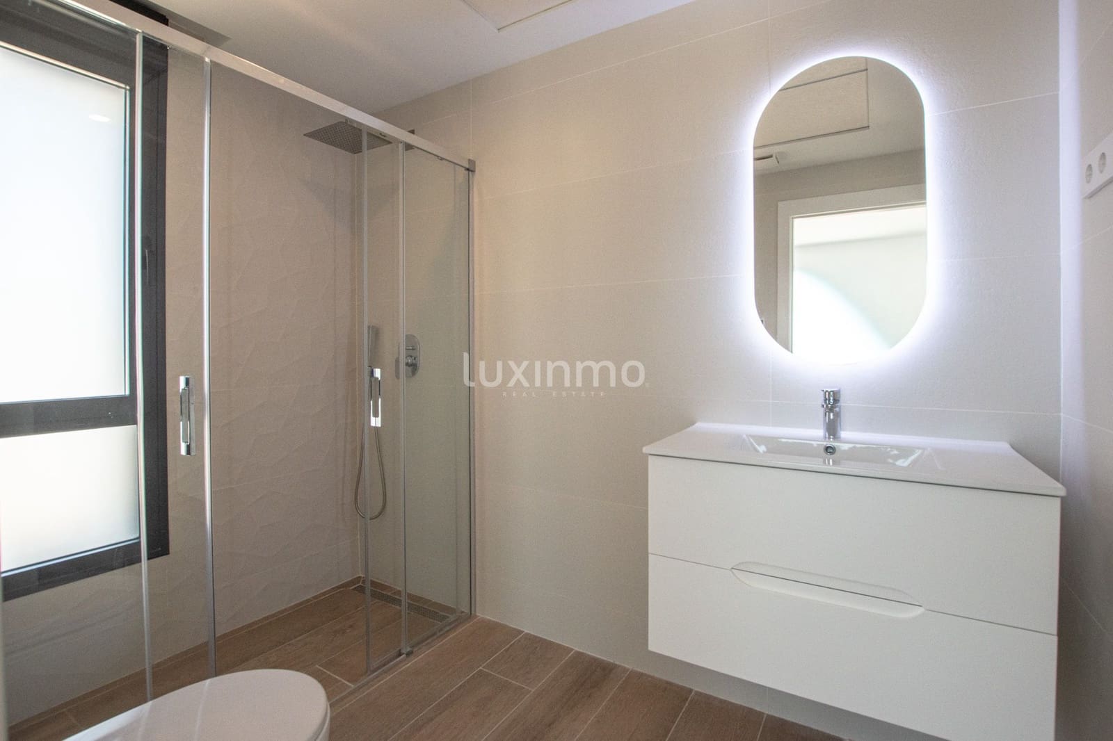 Penthouse de 3 chambres à louer à Finestrat avec piscine garage - 3 000 € (Ref: 9953291)