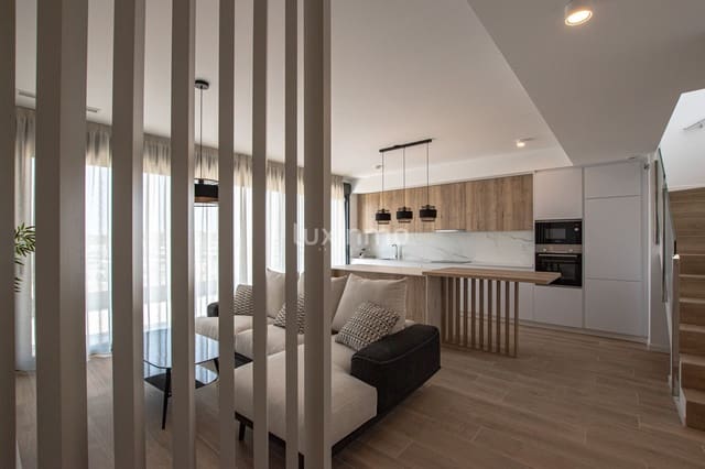 3 camera da letto Attico da affittare in Finestrat con piscina garage - 3.000 € (Rif: 9953291)