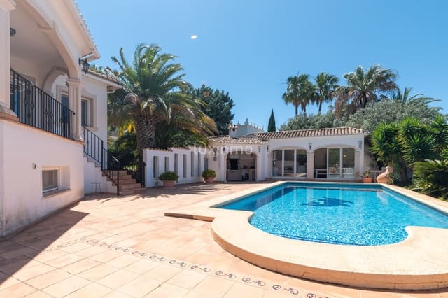 6 soverom Villa til salgs i Dénia med svømmebasseng garasje - € 1 290 000 (Ref: 9958577)