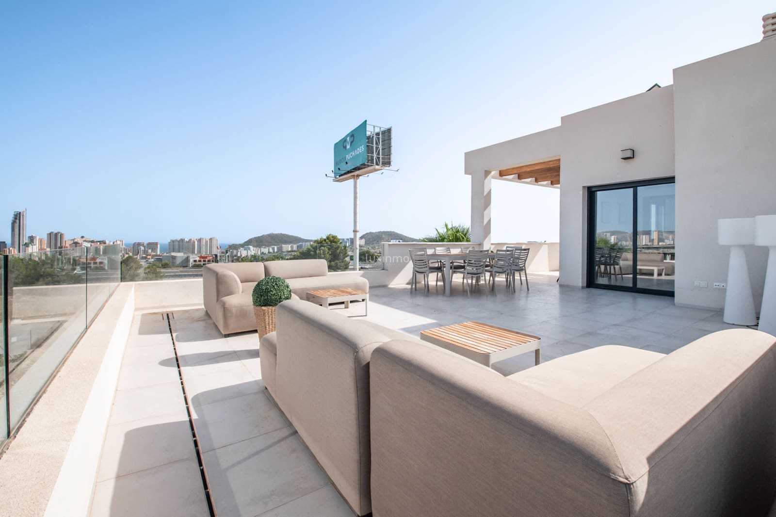 3 soveværelse Villa til leje i Finestrat med swimmingpool garage - € 3.600 (Ref: 9970888)