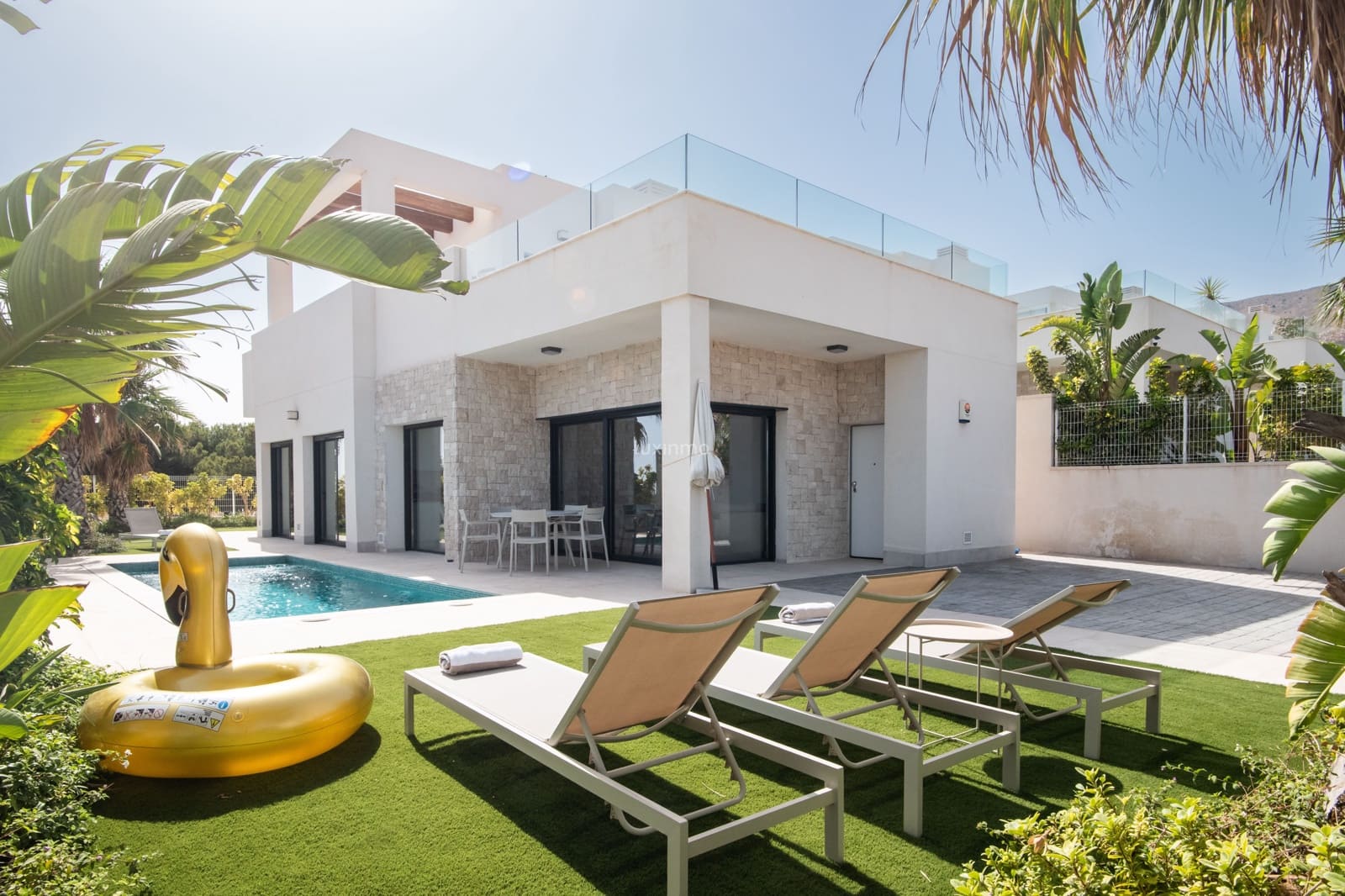 3 soveværelse Villa til leje i Finestrat med swimmingpool garage - € 3.600 (Ref: 9970888)