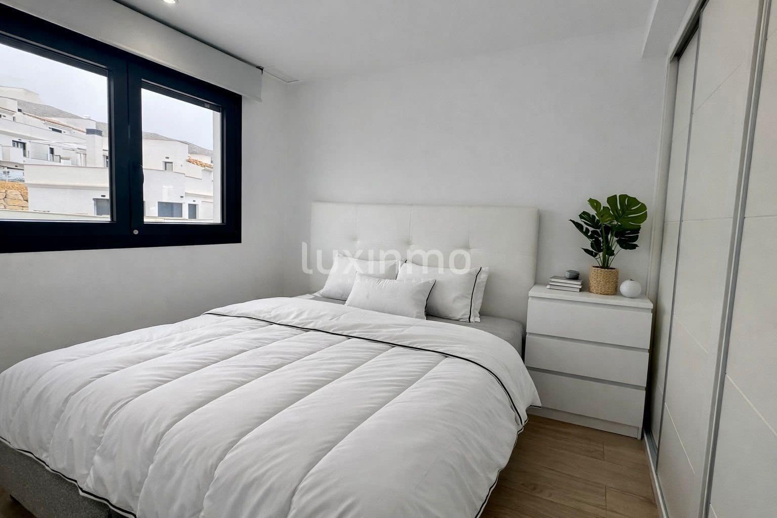 2 soverom Leilighet til salgs i Finestrat med svømmebasseng garasje - € 420 000 (Ref: 9981419)