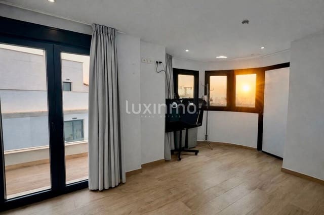 2 soverom Leilighet til salgs i Finestrat med svømmebasseng garasje - € 420 000 (Ref: 9981419)
