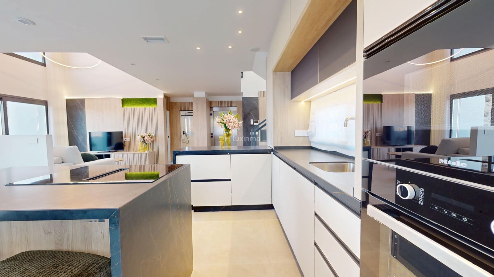4 slaapkamer Villa te koop in Finestrat met zwembad garage - € 950.000 (Ref: 9981420)