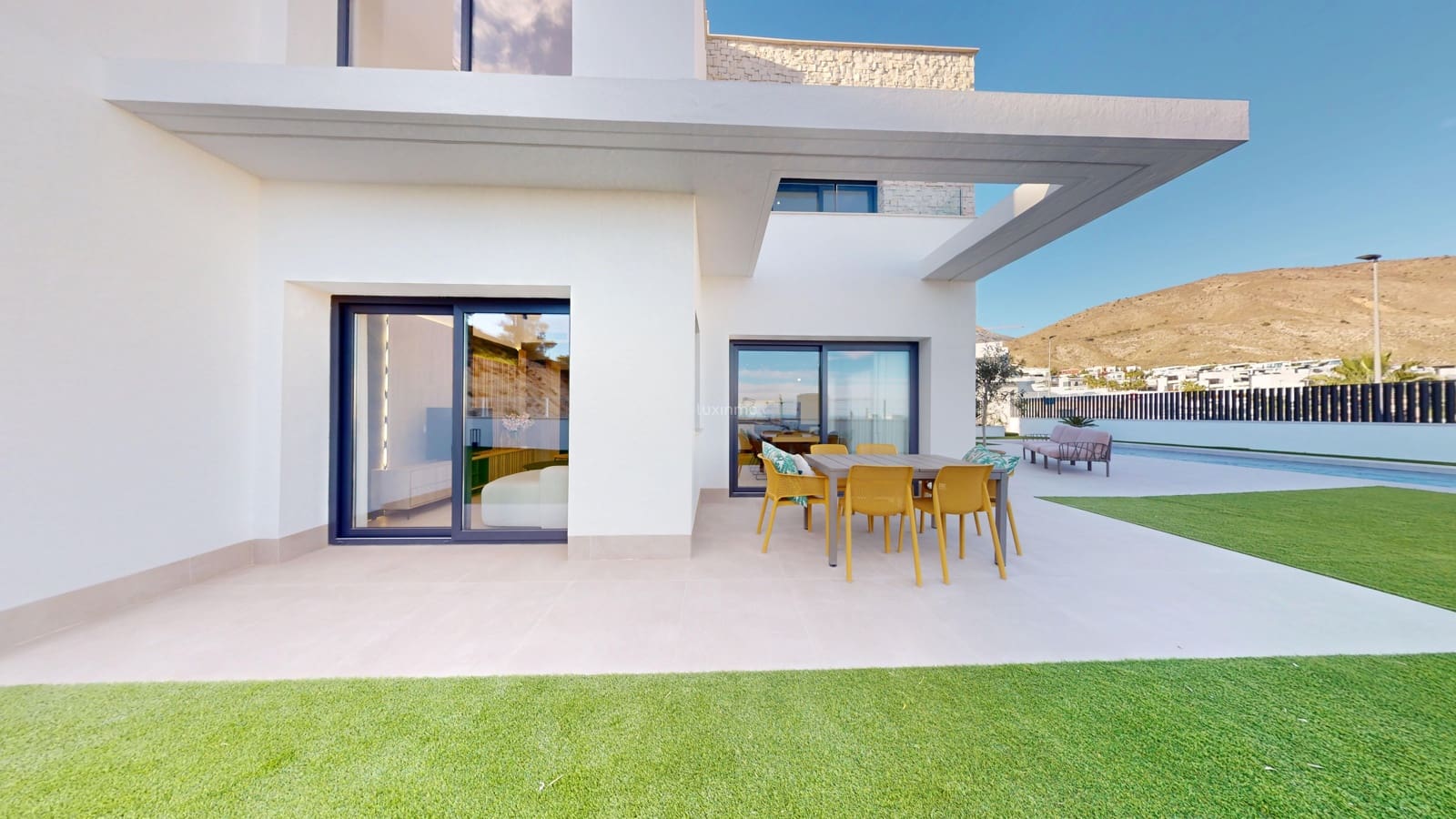 4 slaapkamer Villa te koop in Finestrat met zwembad garage - € 950.000 (Ref: 9981420)