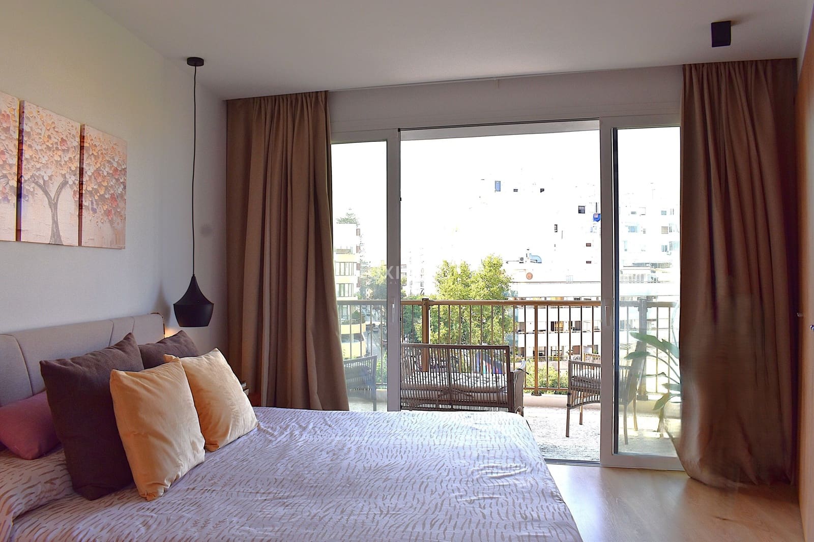 4 soveværelse Lejlighed til leje i Ibiza by - € 4.000 (Ref: 9989308)