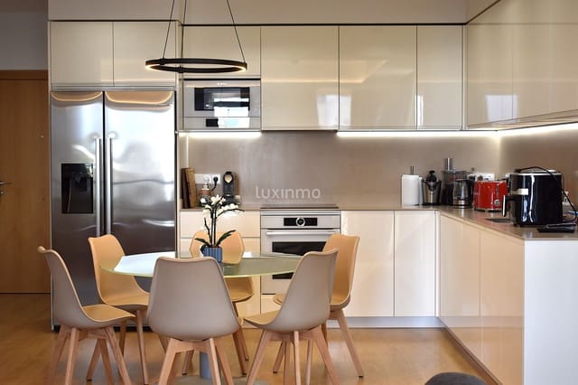 4 soverom Leilighet til leie i Ibiza by - € 4 000 (Ref: 9989308)
