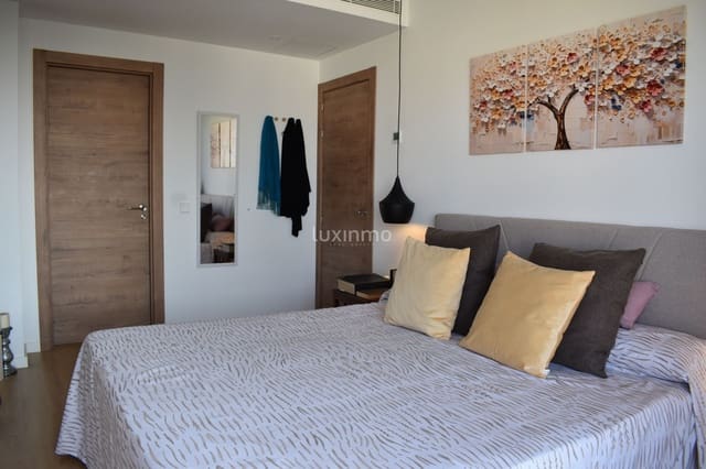 4 soverom Leilighet til leie i Ibiza by - € 4 000 (Ref: 9989308)