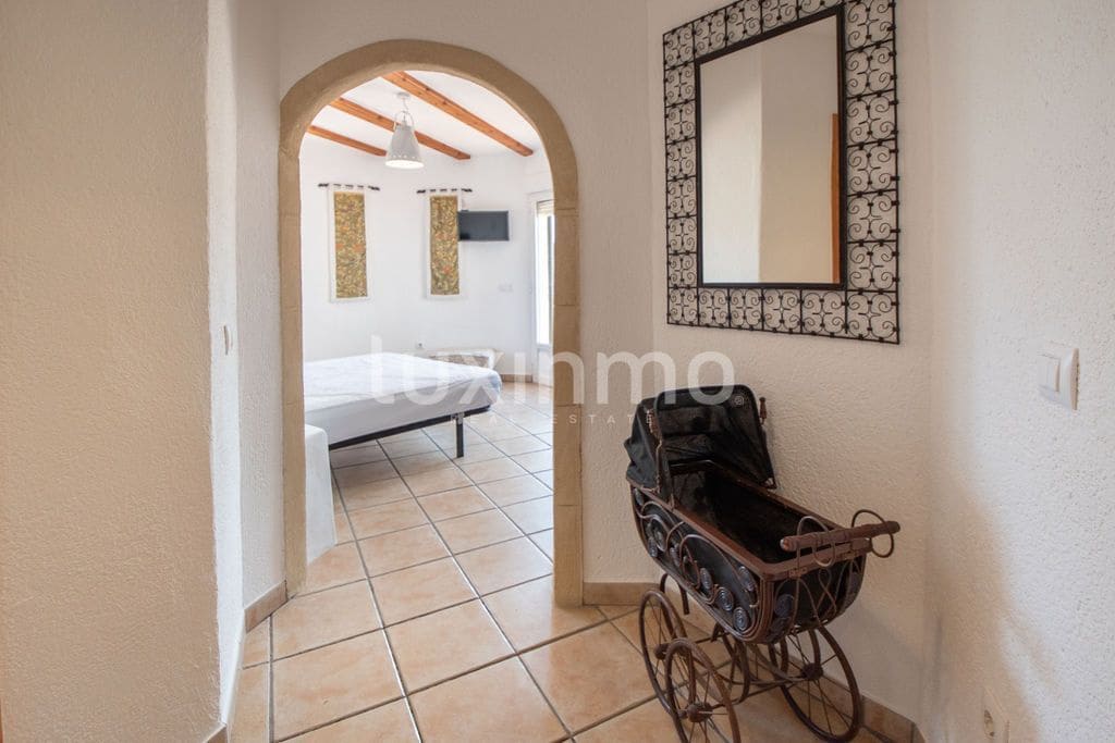 4 soveværelse Villa til salg i Javea / Xabia med swimmingpool garage - € 950.000 (Ref: 9989893)