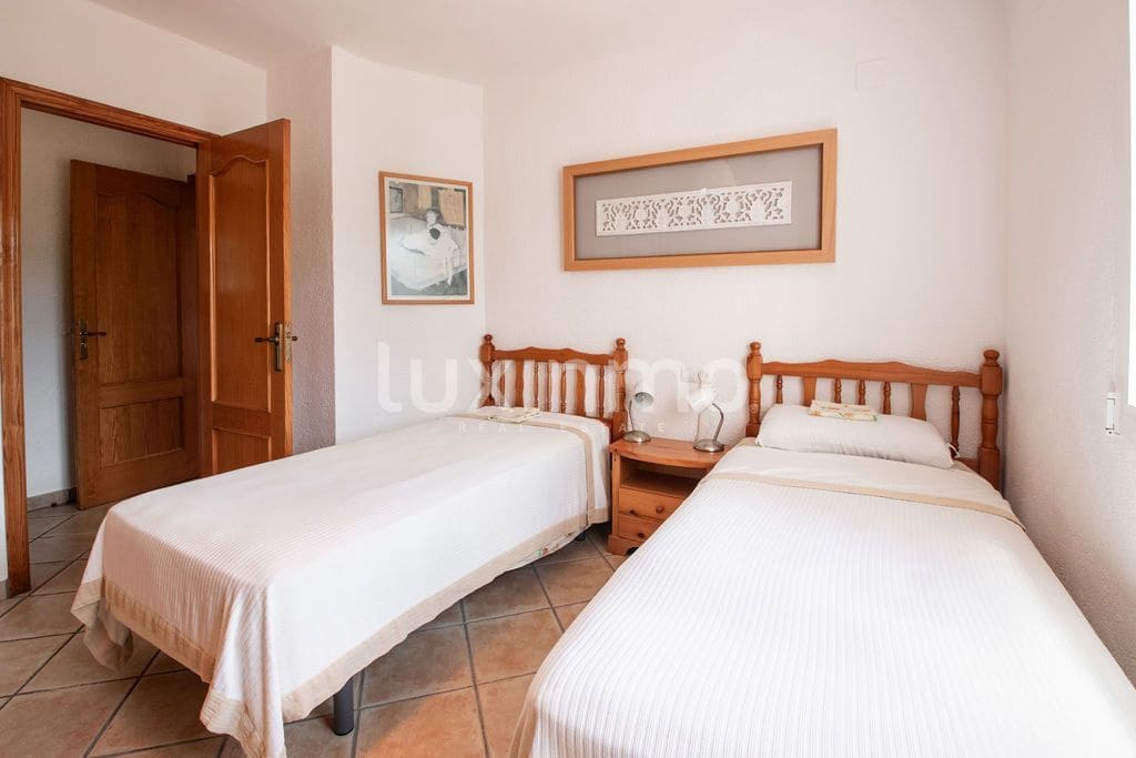 4 soveværelse Villa til salg i Javea / Xabia med swimmingpool garage - € 950.000 (Ref: 9989893)