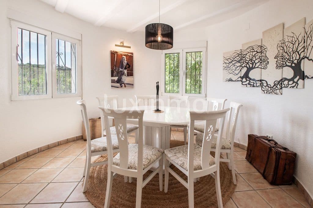 4 soveværelse Villa til salg i Javea / Xabia med swimmingpool garage - € 950.000 (Ref: 9989893)