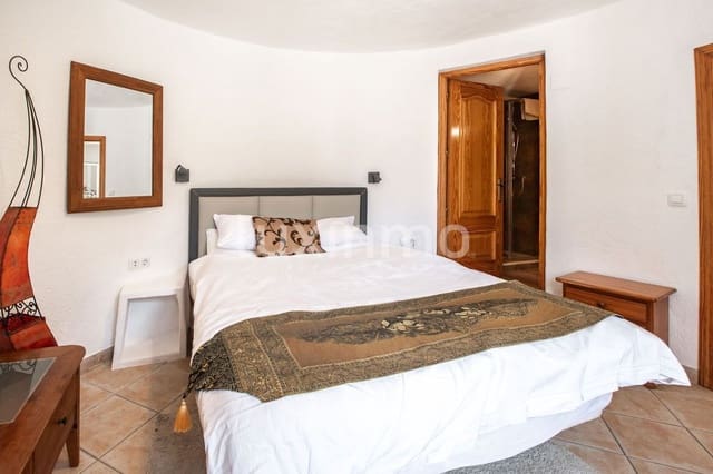 4 soveværelse Villa til salg i Javea / Xàbia med swimmingpool garage - € 950.000 (Ref: 9989893)