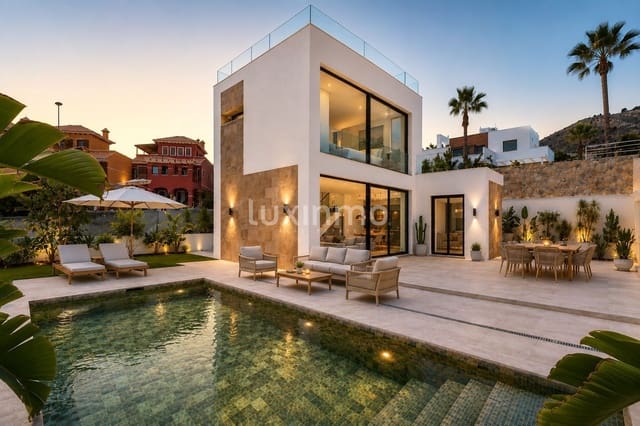 4 soveværelse Villa til salg i Finestrat med swimmingpool garage - € 890.000 (Ref: 9993606)