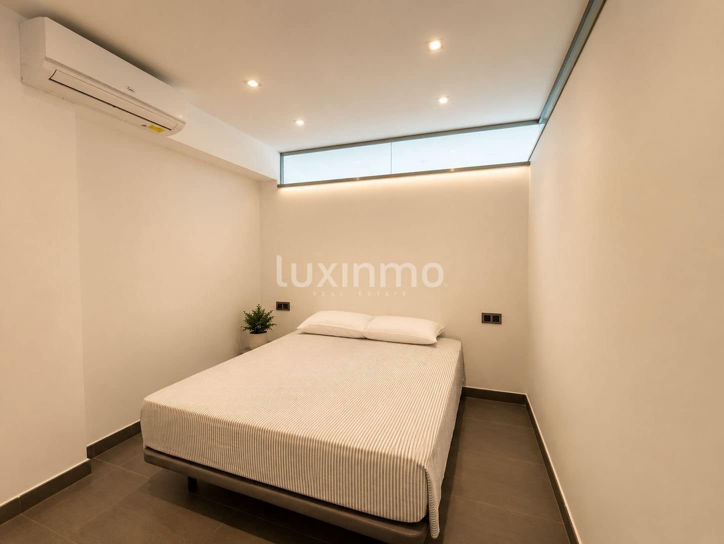 3 sovrum Lägenhet att hyra i Altea med pool - 3 300 € (Ref: 9996252)